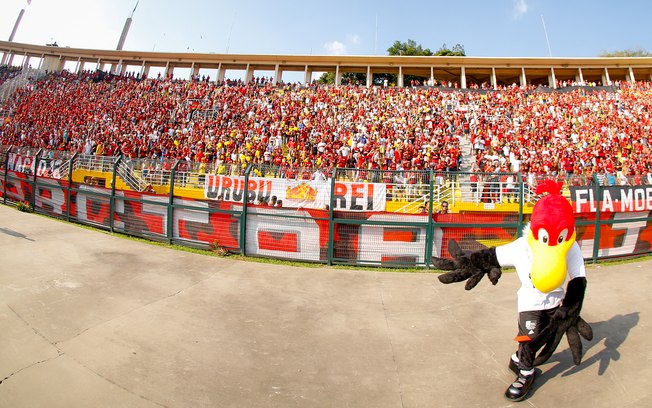Pacaembu lotado no Fla-Flu