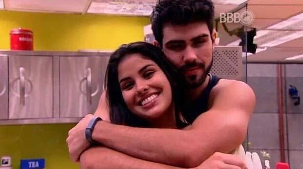 Juliano Laham e Munik se beijaram no BBB (Crédito: Gshow)