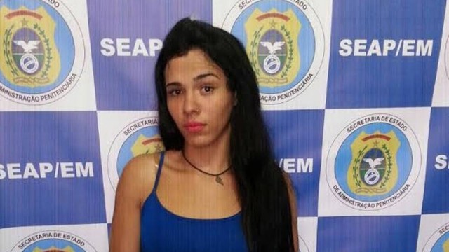 Travesti é presa tentando entrar com drogas em presídio (Crédito: Reprodução)