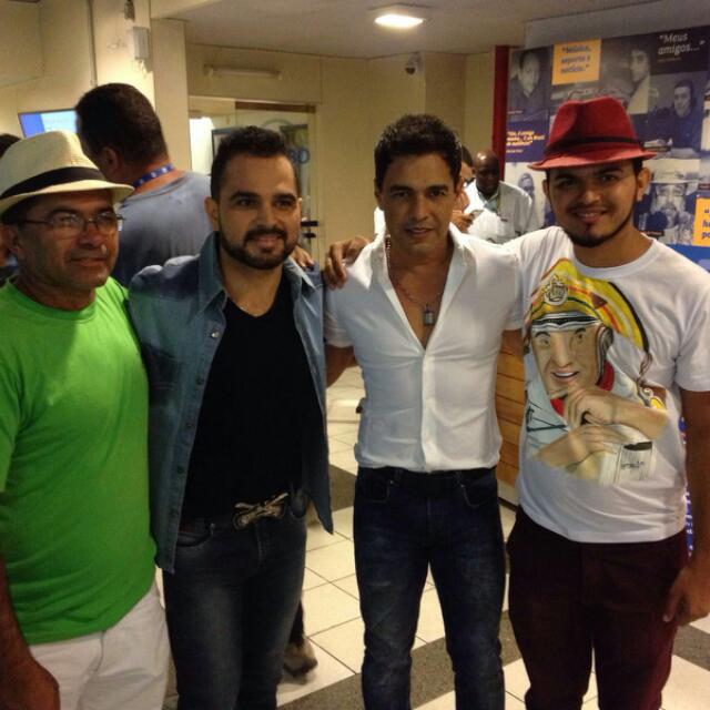 Sandrinho do Acordeon com Zezé Di Camargo e Luciano no Caldeirão do Huck