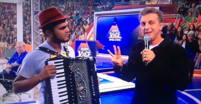Sandrinho do Acordeon no Caldeirão do Huck