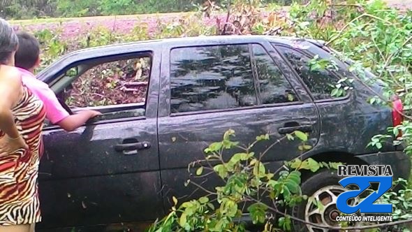 Carro capotou e matou criança de 9 anos (Crédito: Revista AZ)