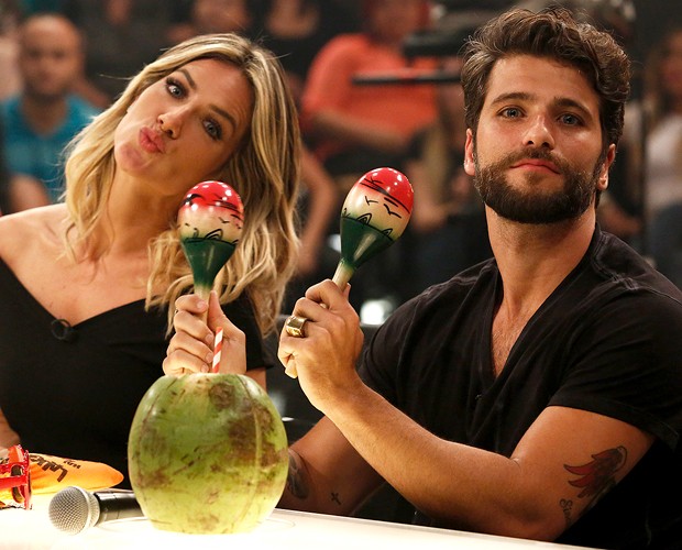 Giovanna Ewbank nega ciúme de Bruno Gagliasso com Cleo Pires (Crédito: Reprodução)