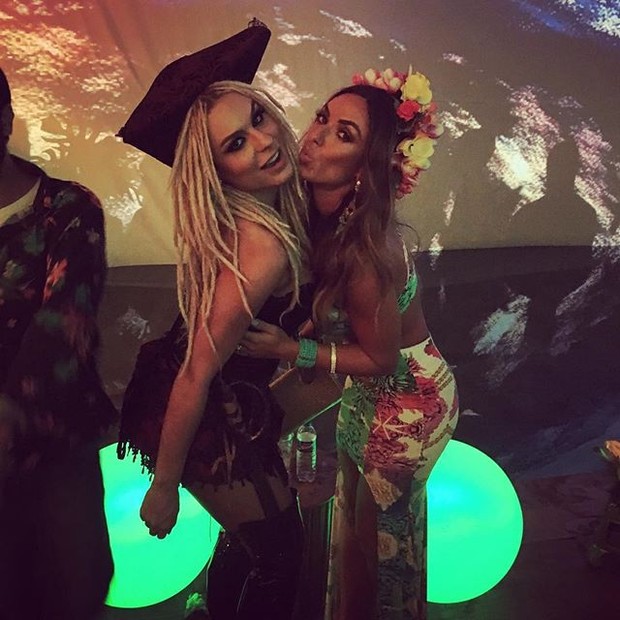 Nicole e a Mendigata