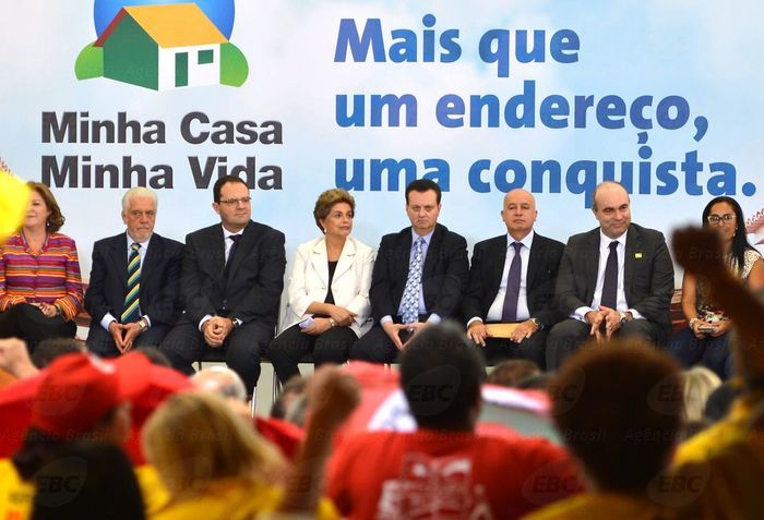Dilma no lançamento do Minha Casa, Minha Vida (Crédito: Agência Brasil )