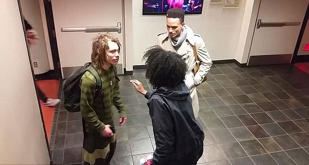 Aluno é agredido em universidade americana por usar dreadlocks (Crédito: Reprodução)