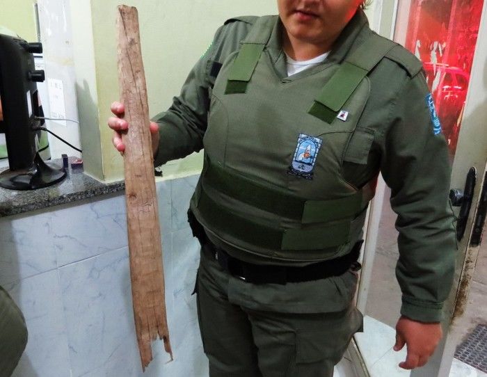 Material usado na agressão (Crédito: Portal Costa Norte )