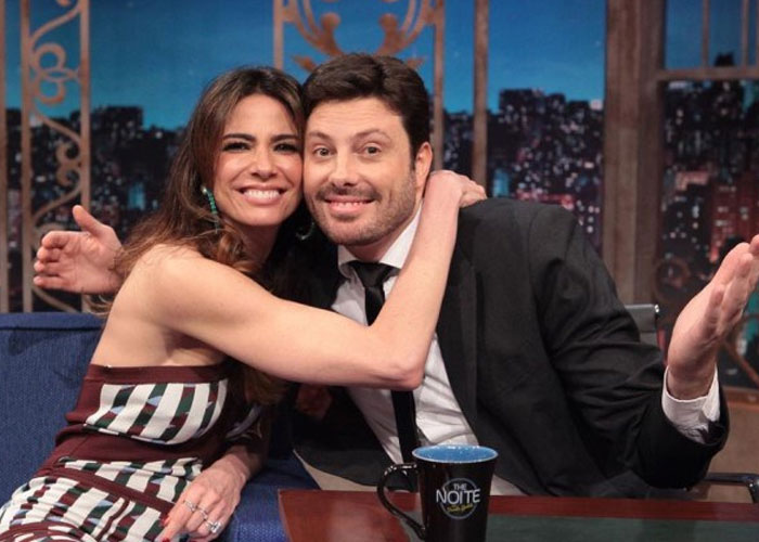 Luciana Gimenez no The Noite (Crédito: Divulgação)