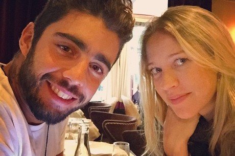 Luana Piovani e o marido Pedro Scooby