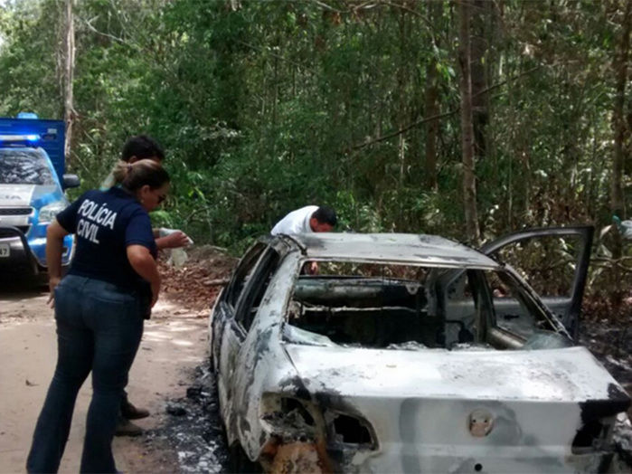 Corpo foi encontrado dento de carro barbonizado