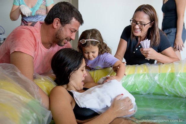 Imagens sobre parto humanizado que emocionam (Crédito: Michele Pampanin)