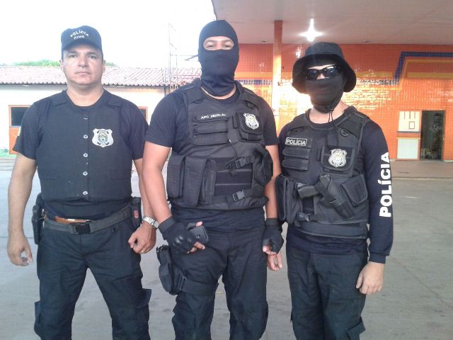 Equipe responsável pela prisão do acusado (Crédito: Reprodução)