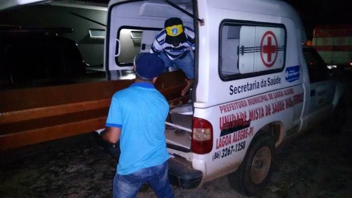 Jovem sendo transferida (Crédito: Reprodução)