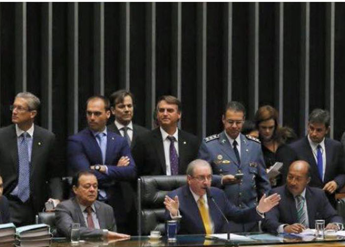 Debate do impeachment de Dilma (Crédito: Divulgação)