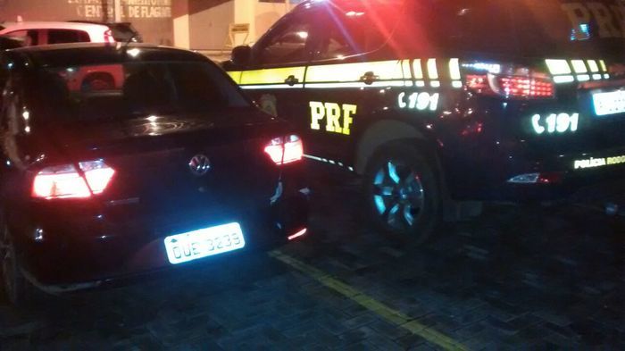Veículo recuperado pela PRF (Crédito: Reprodução)