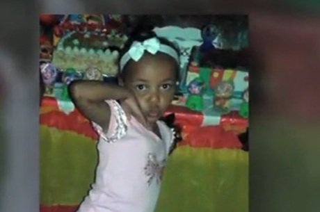 Ana Carolina foi encontrada em lixeira (Crédito: Reprodução)