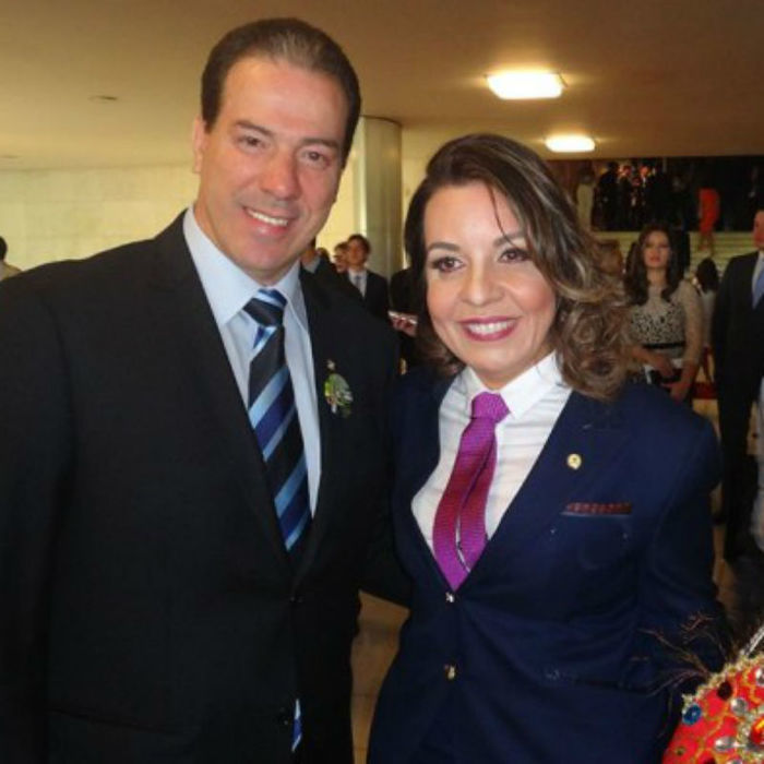 Raquel Muniz e o marido (Crédito: Reprodução)