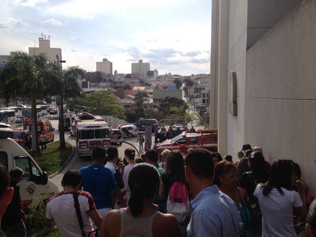Tumulto em shopping (Crédito: Reprodução)