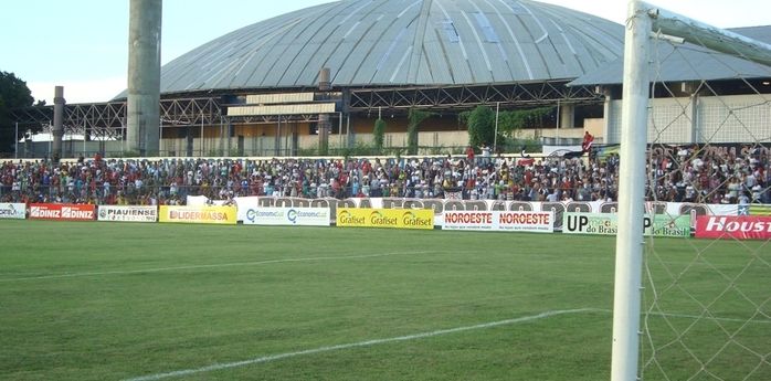 Estádio Lindolfo Monteiro (Crédito: Reprodução)