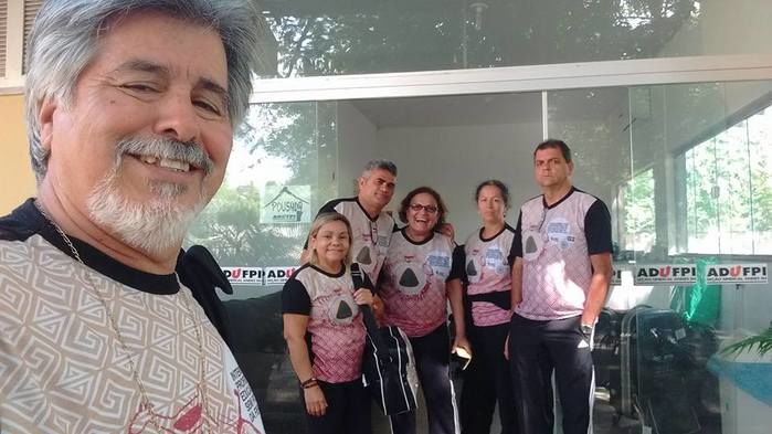 Professores chegam para congresso da FIEP