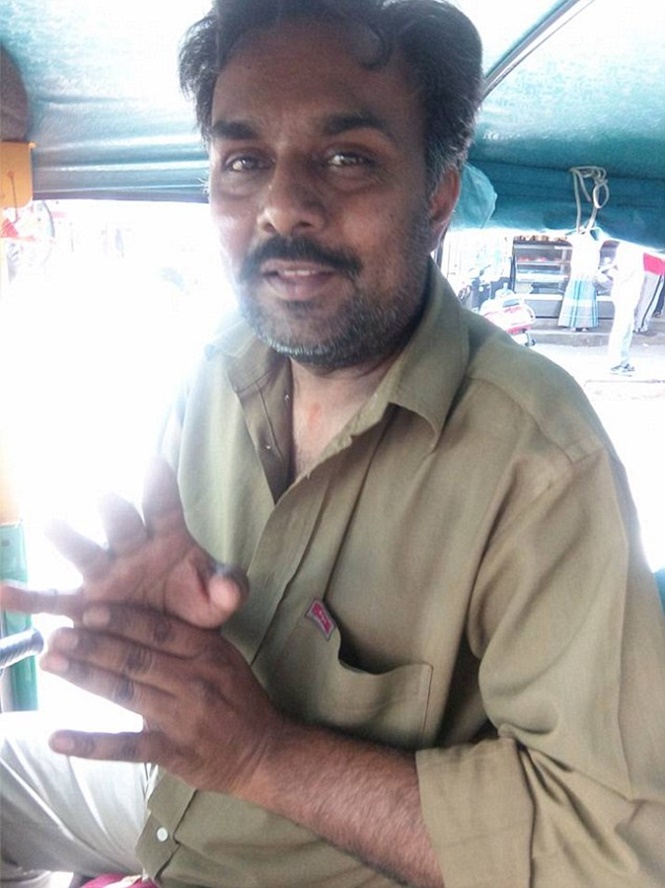 Homem que agrediu verbalmente Aishwarya Subramanian (Crédito: Divulgação)