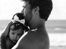 Marido de Deborah Secco posta foto fofa com a filha, Maria Flor