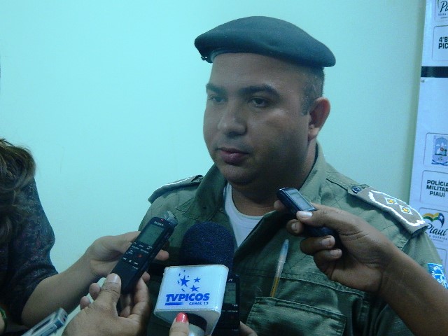 Tenente Sobrinho, do 4º Batalhão da Polícia Militar