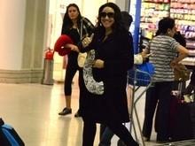 Ana Carolina e Leticia Lima são flagradas em aeroporto no Rio