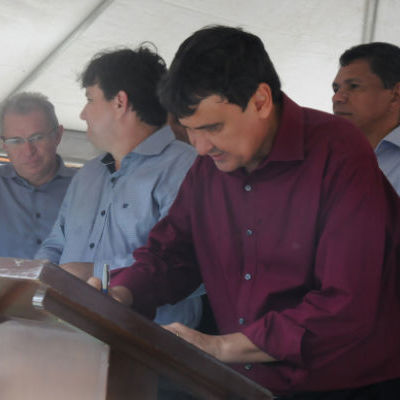 Wellington inaugura obras e libera R$ 30 milhões em Bom Princípio