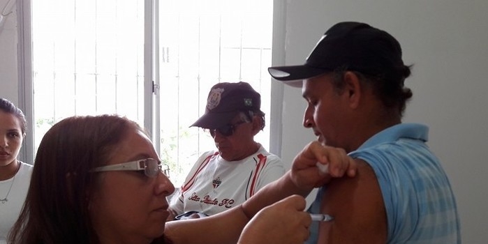 Hoje foi o dia "D" de vacinação contra o H1N1 em S.A.L