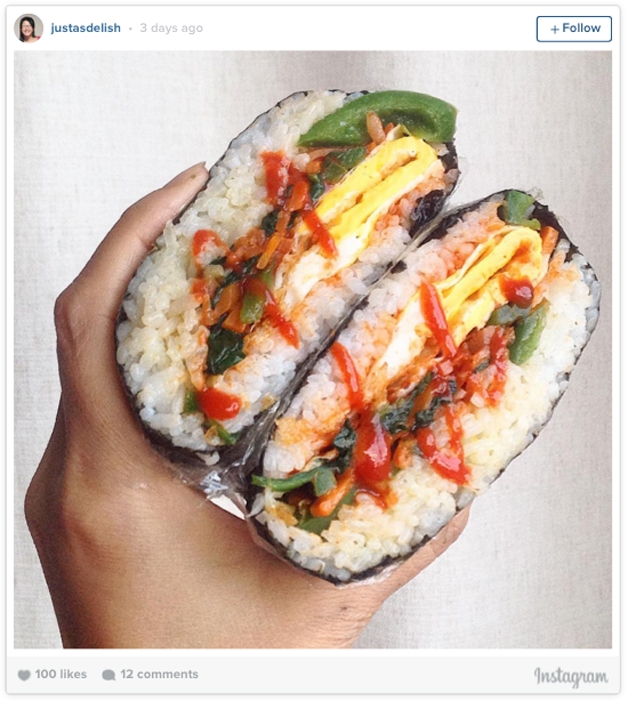 Sushi em formato de hamburguer (Crédito: Reprodução)