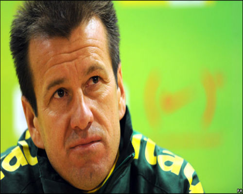 Cargo de Dunga na Seleção está ameaçado (Crédito: Reprodução)