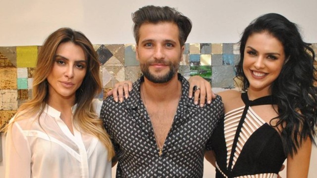 Cleo Pires, Bruno Gagliasso e Paloma Bernardi (Crédito: Reprodução)