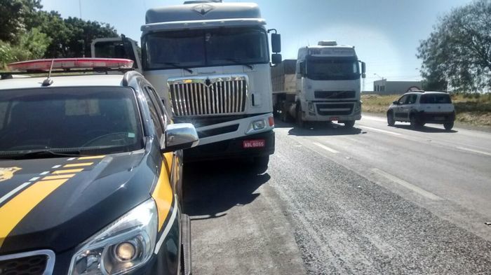 Acidente na BR-153 (Crédito: Rodrigo Carraro/CBN Rio Preto)