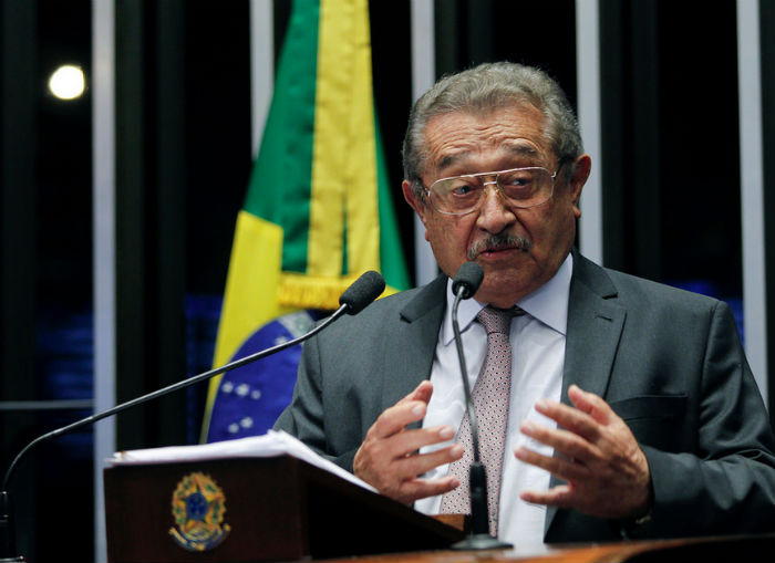 Senador José Maranhão (PMDB-PB)