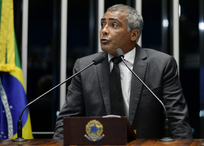 senador Romário (PSB-RJ)