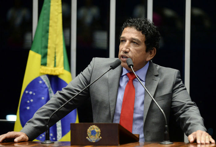 Senador Magno Malta (PR-ES)