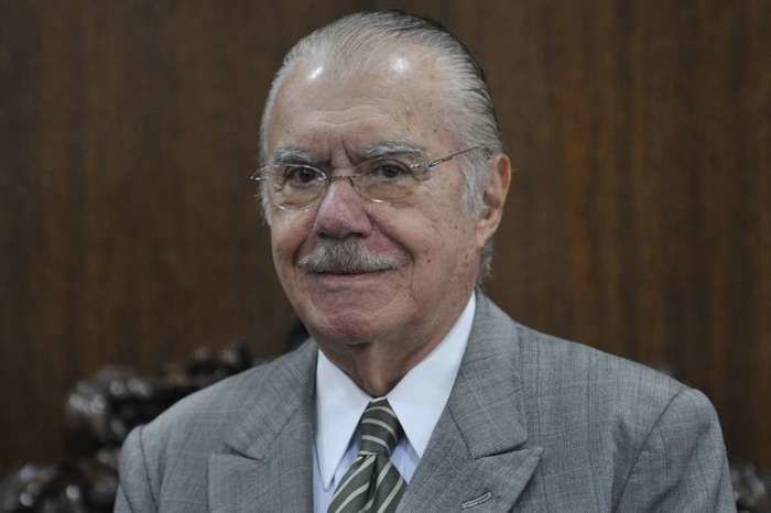 José Sarney