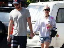 Miley Cyrus está grávida de Liam Hemsworth, diz revista
