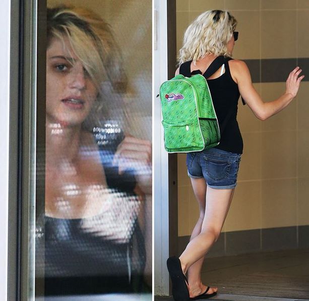 Jenna Louise Driscoll foi acusada de fazer sexo com pitbull