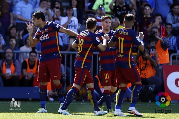 Barcelona venceu o Granada por 3 a 0