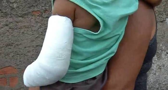 Crianças foram torturadas pelo casal (Crédito: Reprodução)