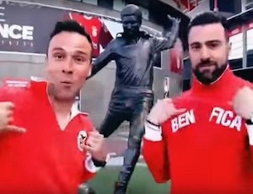 Jogadores do Benfica dançando o funk brasileiro (Crédito: Reprodução)