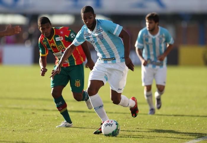 Avaí vence o Sampaio na Ressacada