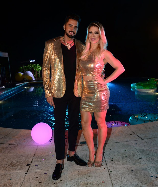 Sheila Mello e Latino (Crédito: Divulgação)