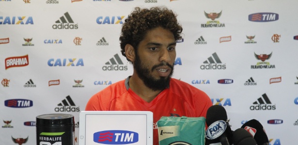 O zagueiro Wallace disse que não via a hora de chegar ao Grêmio, um "namoro antigo" (Crédito: Reprodução)