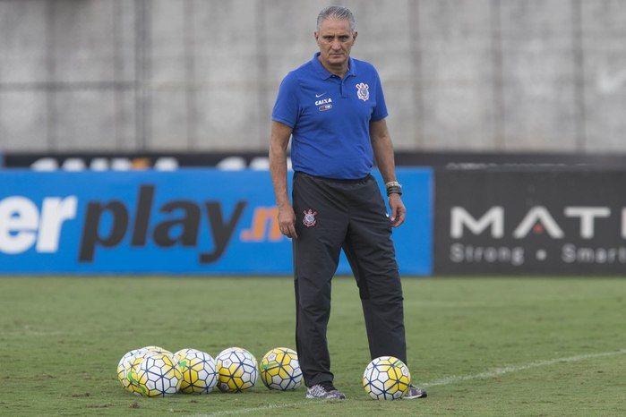 Tite vive momento ruim no Corinthians