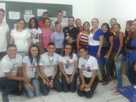 Acadêmicos do 4.º Período de Letras Português do CESTI-Uema, se des