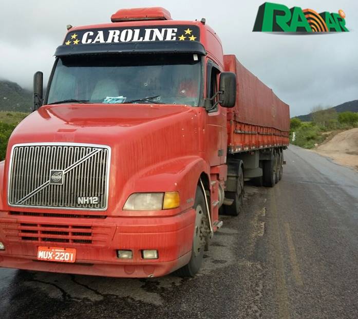 Caminhão dirigido por Bilson Carvalho