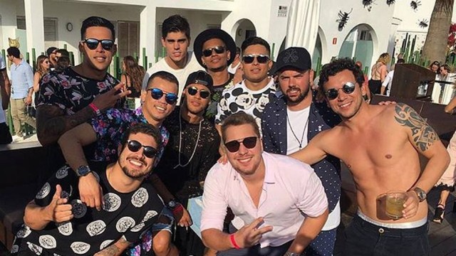Neymar e amigos (Crédito: Reprodução)